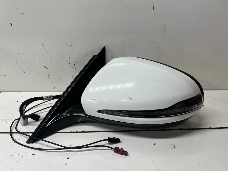 2017-2020 Mercedes E Class Driver LH Mirror Blind 18 Wire A2138105500 OEM R716