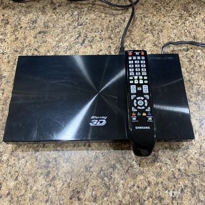 Samsung BD-E5900 3D Blu-Ray Disc / DVD Player w Remote