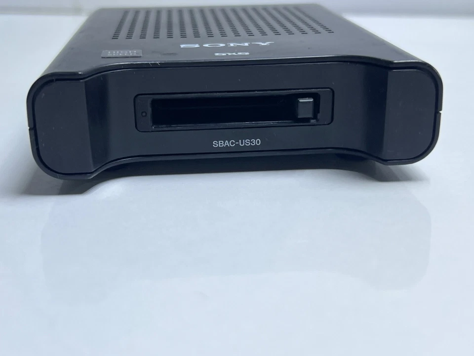 Sony SBAC-US30 SxS High Speed Card Reader w/ USB Cable - Image 3 of 4