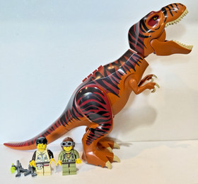 LEGO animal [trex02] Dino 5886 T-Rex Hunter w/ 2 mini figs & buggy 2012-revised