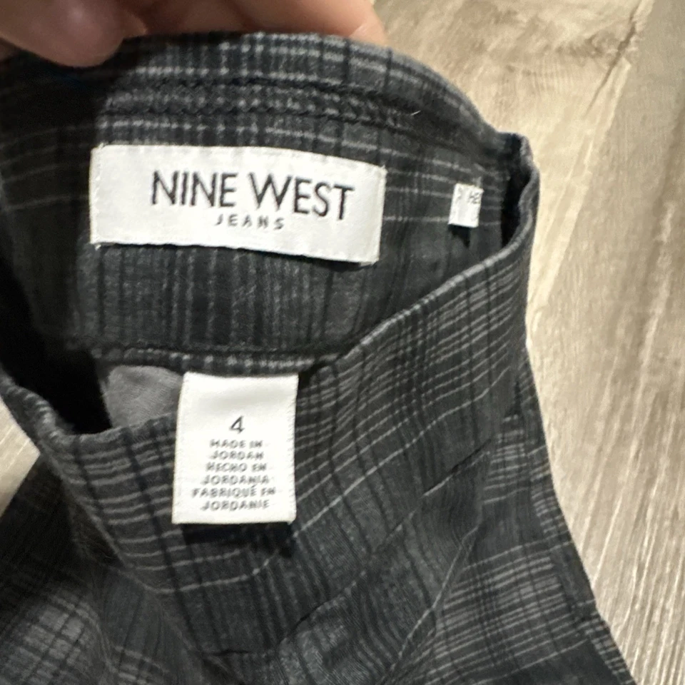 Pantalones ajustados a cuadros para mujer Nine West Heidi talla 4 negros blancos grises Foto 2 de 4