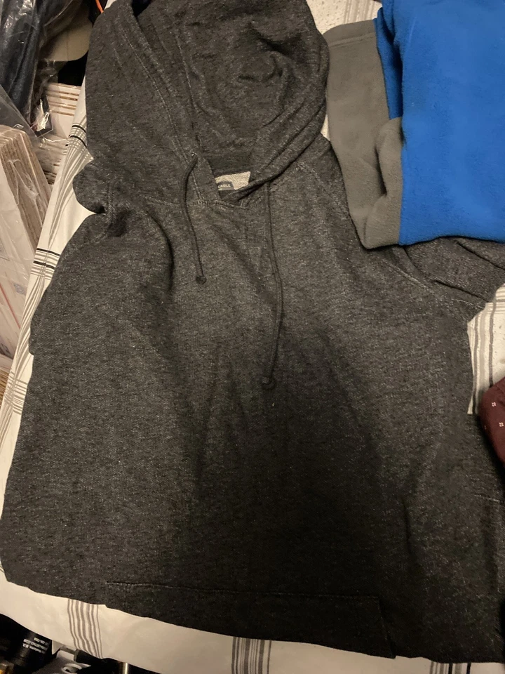 Lote de 3 camisas de vestir y suéteres cara norte American Eagle Foto 2 de 2