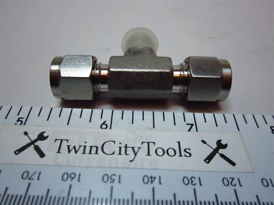 Parker KP4296G 316SS Instrument Tube Fitting Run Tee 1/4'' x 1/8''
