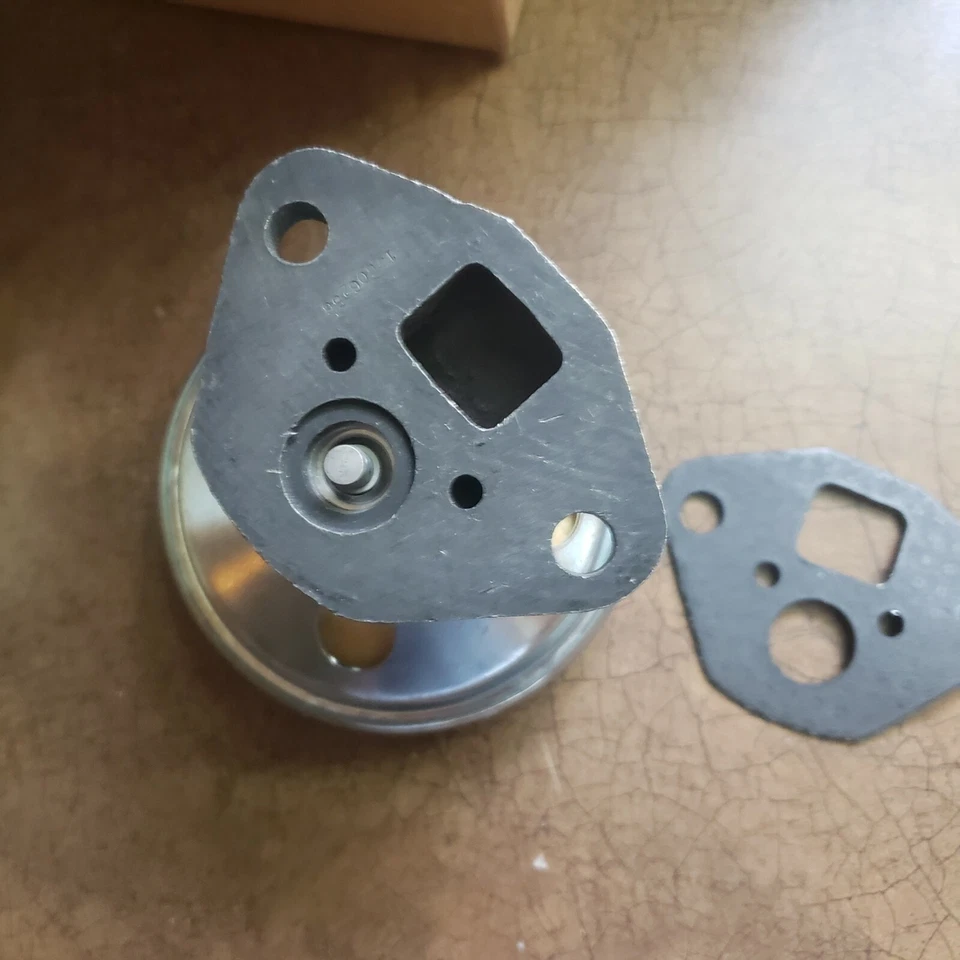 Válvula EGR estándar EGV720 se adapta a muchos Jeep CJ7 81-85, CHEROKEE, VAGONES, SCRAMBLERS Foto 2 de 4