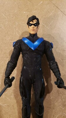 Mezco One 12 Nightwing Custom Dick Grayson Batman Beyond DC Comics