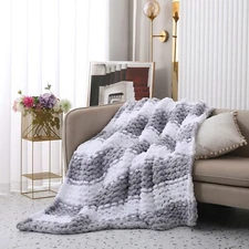 SUNYRISY Chunky Knit Blanket, Luxury Soft Cozy Chenille Throw Blanket, Large ...