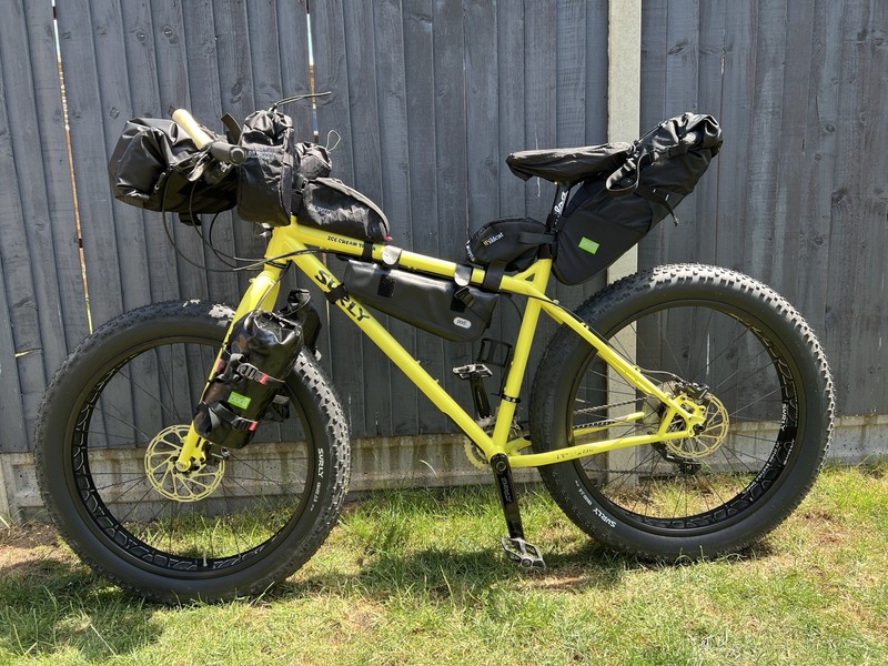 Surly Ice Cream Truck (L) Full Bike Packing Fat Bike Set Up- Outstanding Con.