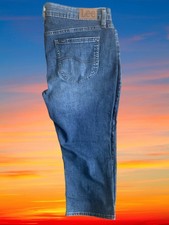 Pre Owned Women  s Lee Regular Fit Mid Rise Capri Sz 16M Classic Casual Style