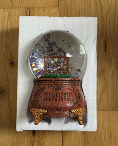 Taylor Swift Snowglobe | eBay UK