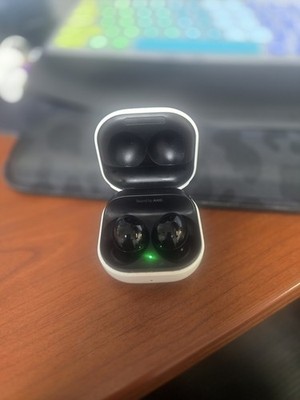 Samsung Galaxy Buds2 - Graphite sound by AKG