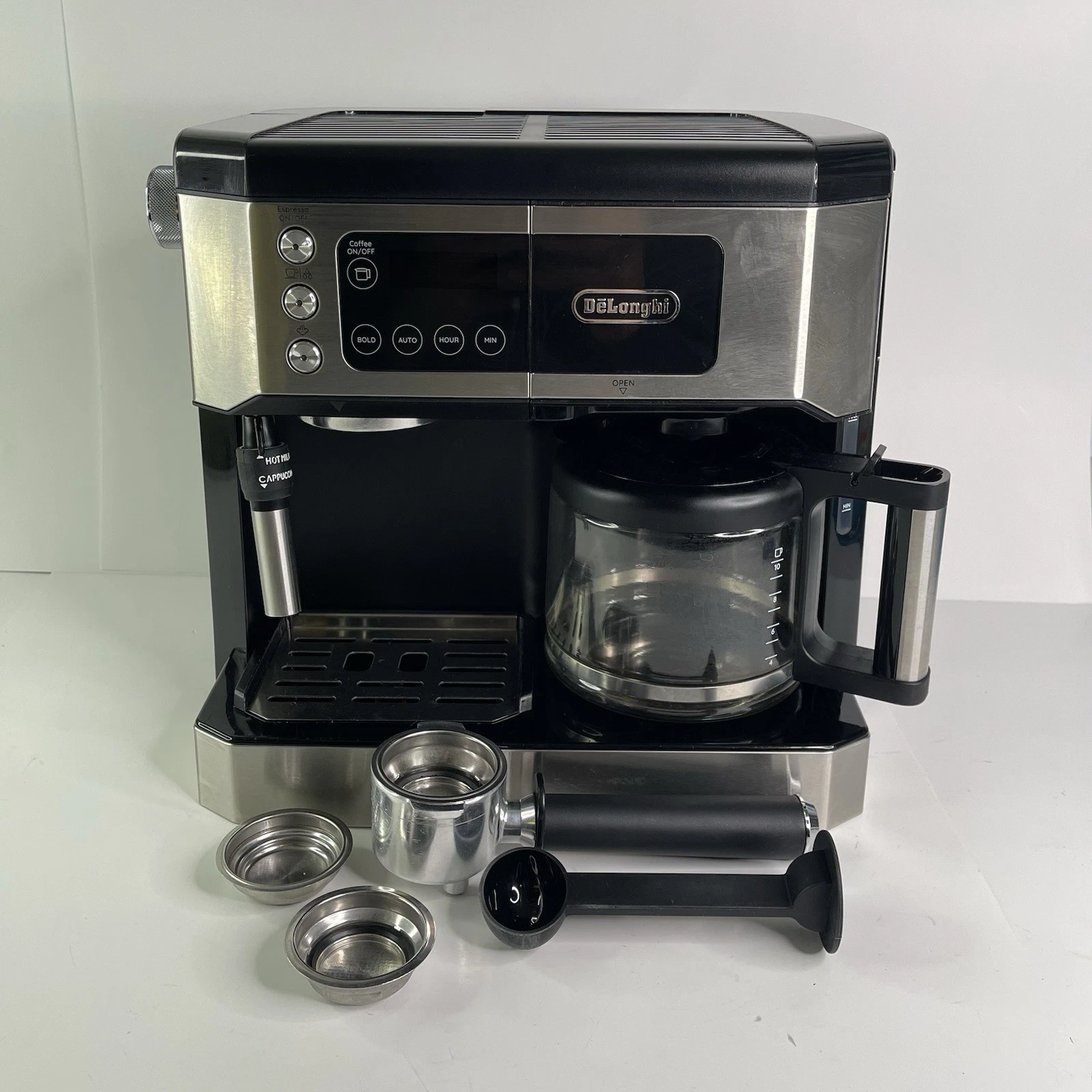De'Longhi COM530M All-in-One Coffee Espresso Machine IOB Tested Black