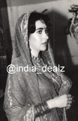 Bollywood Actor Karisma Kapoor Photo Black White Photograph 4x6 inch Reprint