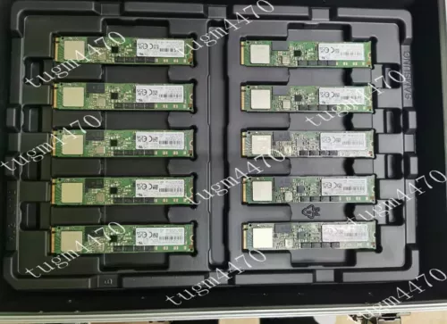 Samsung 3.84TB 22110 PM983 SSD PCIe Gen3x4 NVMe M.2 Solid State Drive MZ-1LB3T80