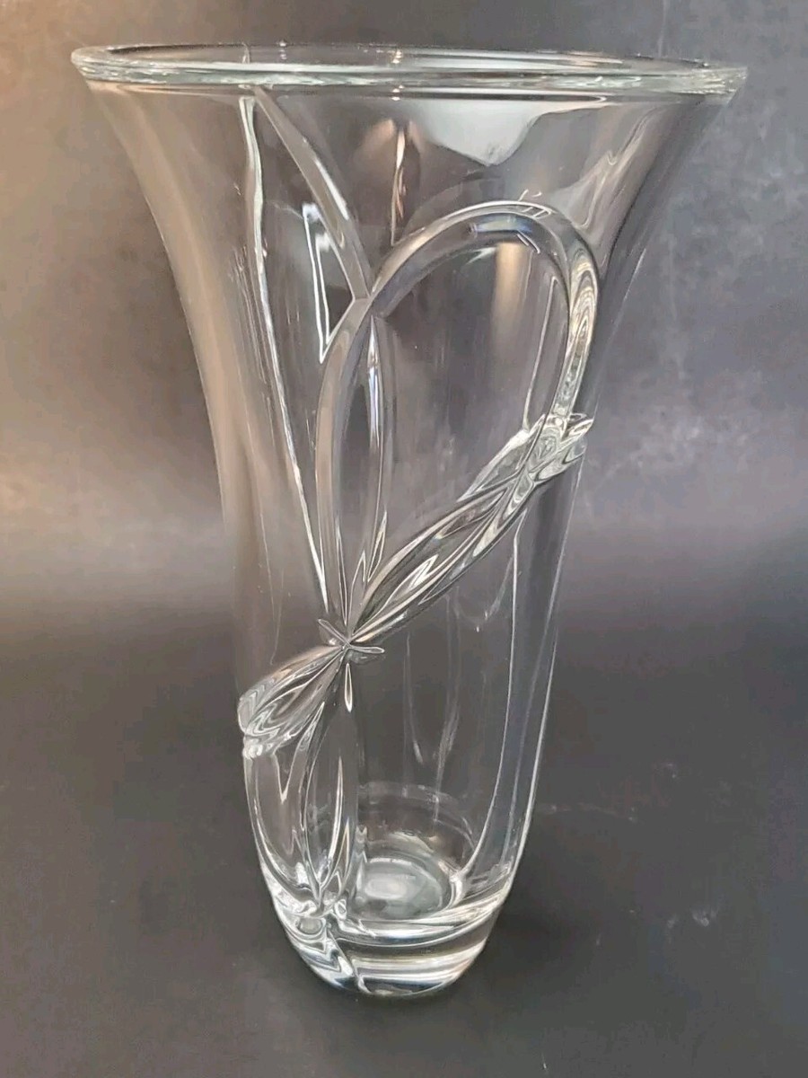 Vera Wang Love Knot by Wedgwood Lead Crystal Glass Vase Modern Bow