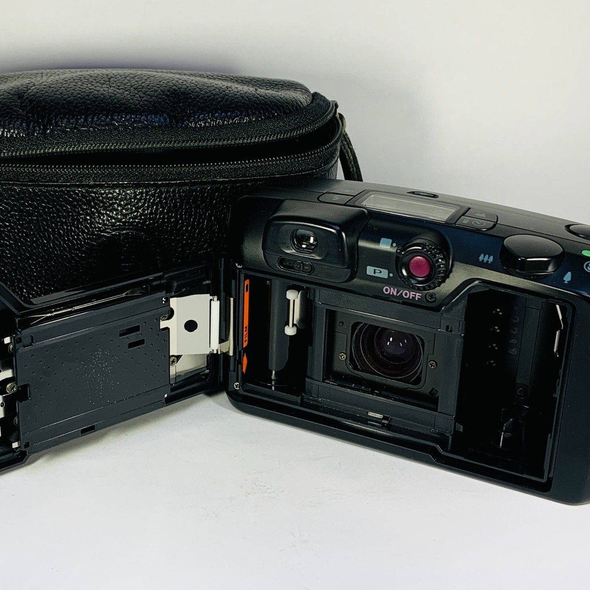 GUCCIケース付き PENTAX ESPIO 115 コンパクトフィルムカメラ Mint] Pentax Espio 115 x Gucci 75th Anniversary Edition Compact