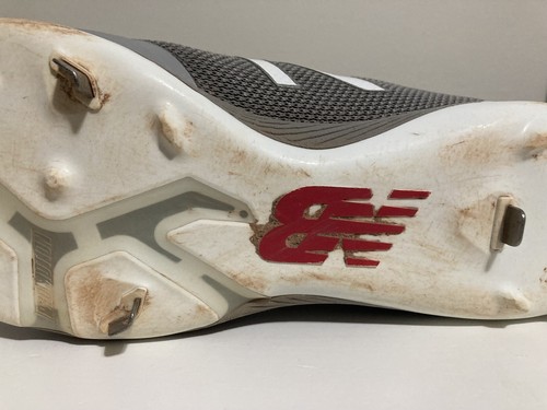 2019 Gio Urshela NY Yankees Game-Used Autographed New Balance Cleat Fanatics MLB - Picture 9 of 9