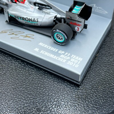 MINICHAMPS 1/43 Mercedes GP F1 Team MGP W01 M. Schumacher #3