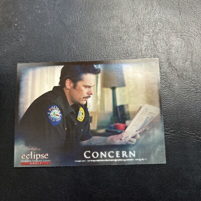 B51c The Twilight Saga Eclipse 2010 #107 Concern Charlie Billy Burke