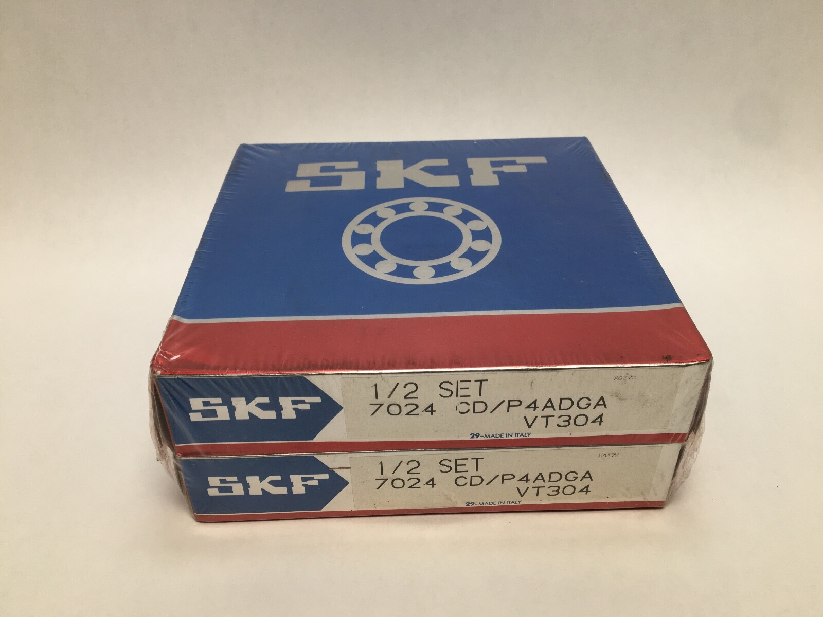 SKF 7024-CD/P4ADGA Bearing 120x180x28 mm 7024-CD-P4A-DGA VT304 ABEC7 Italy Set