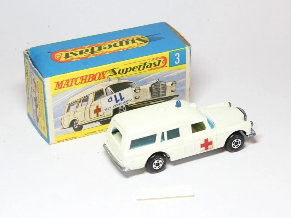 Matchbox Lesney Superfast MB 3 Mercedes Benz Binz Ambulance - Wide Wheels - Image 3 of 3