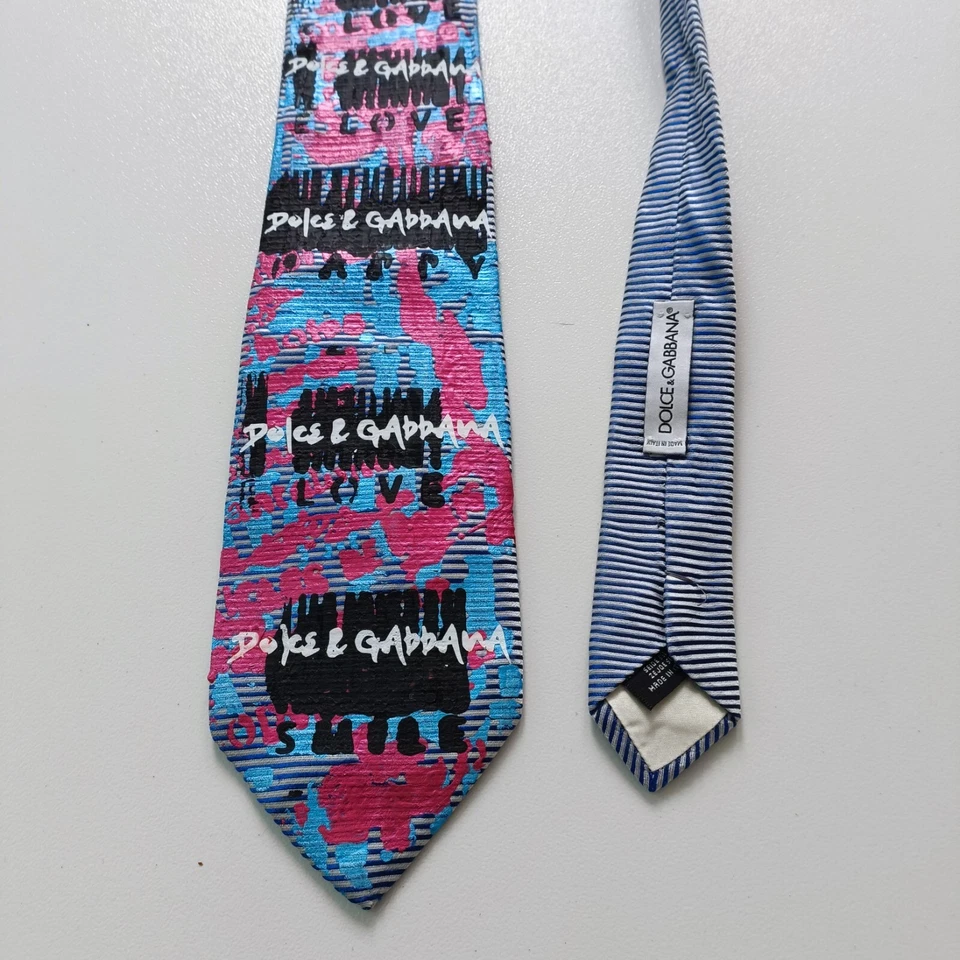 DOLCE & GABBANA ITALIENISCHE SEIDENKRAWATTE MASSGESCHNEIDERT von PAUL McNEIL - handbemalt UNIKAT - Bild 2 von 4