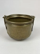 VTG Small Brass/Copper Cauldron Pot With Bail Handcrafted Soldered Seams Dia. 5”