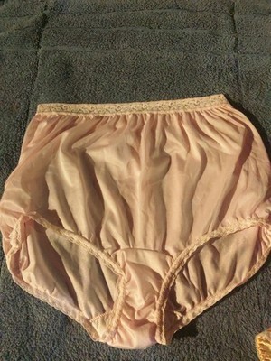 Kim Rogers Shiny Lace Panty 100% Nylon Panties Silky Soft Size 7. Light Pink 