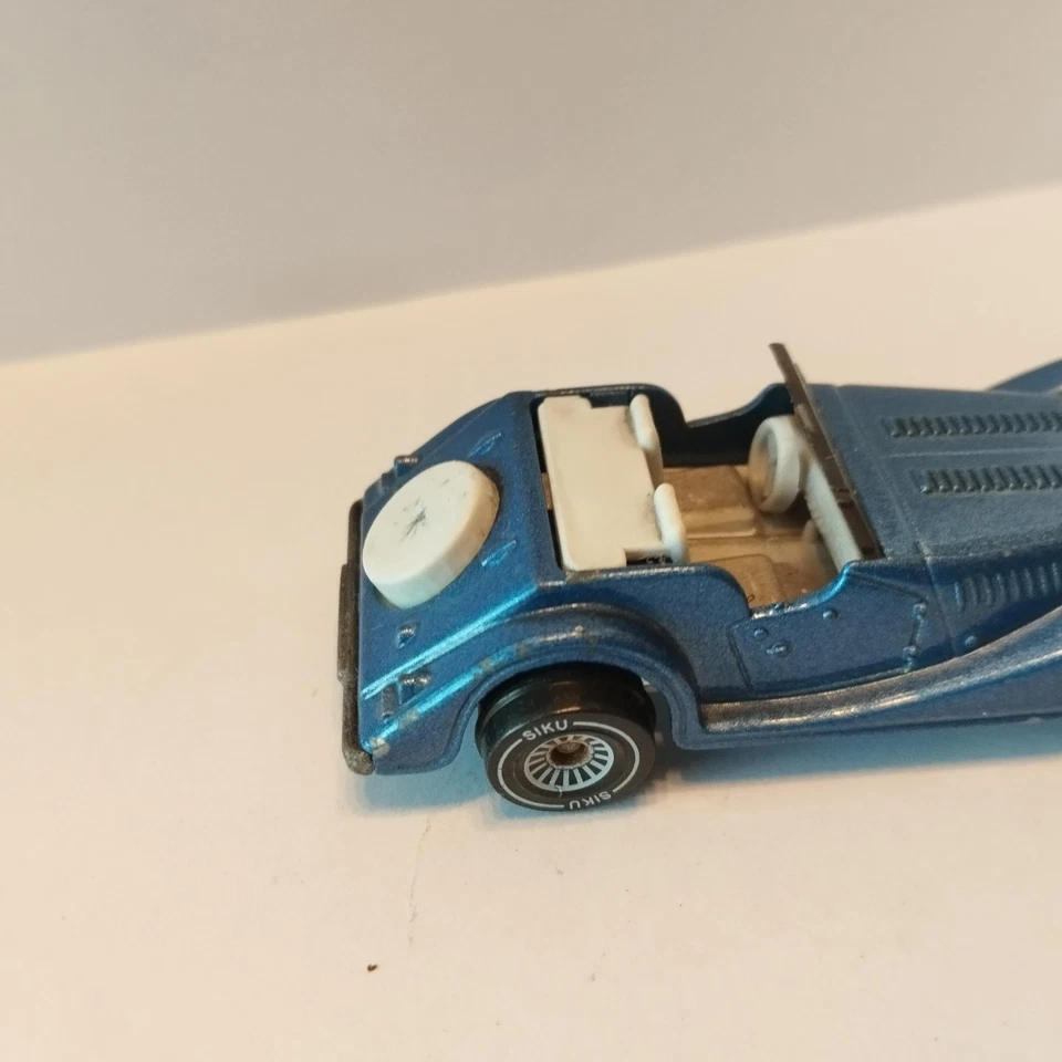 VINTAGE voiture SIKU  MORGAN  PLUS 8   7 cm - Photo 2/4