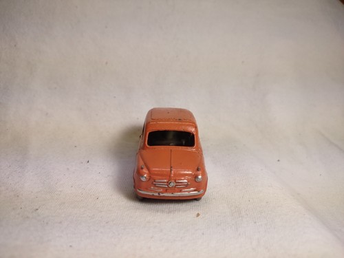 Dinky Toys Fiat 600 N183 guter Zustand Made in England - Bild 2 von 5