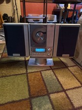 Sharper Image SO226 Vertical CD Stereo System - No Remote - Read Desc