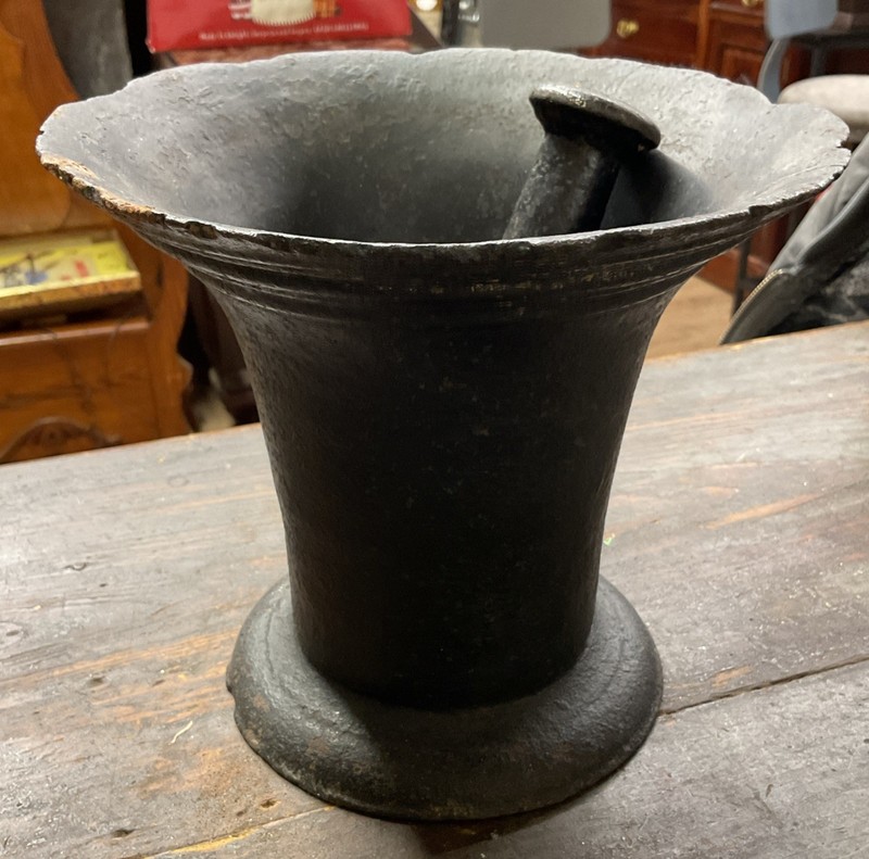Antique Cast Iron Mortar With Pestle Primitive