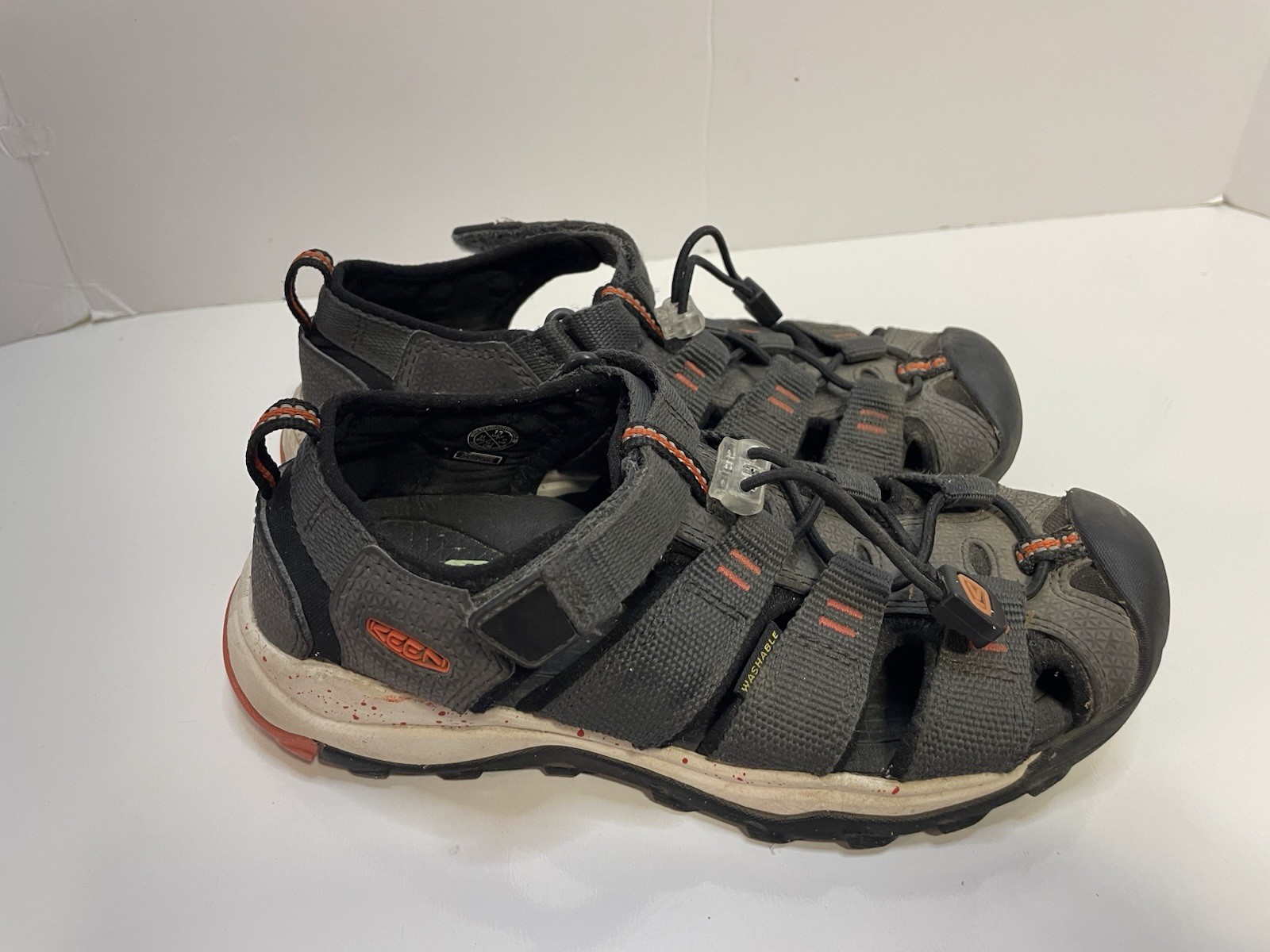 Sandali Keen scarpe acqua giovani bambini taglia 13 nylon punta chiusa Newport H2