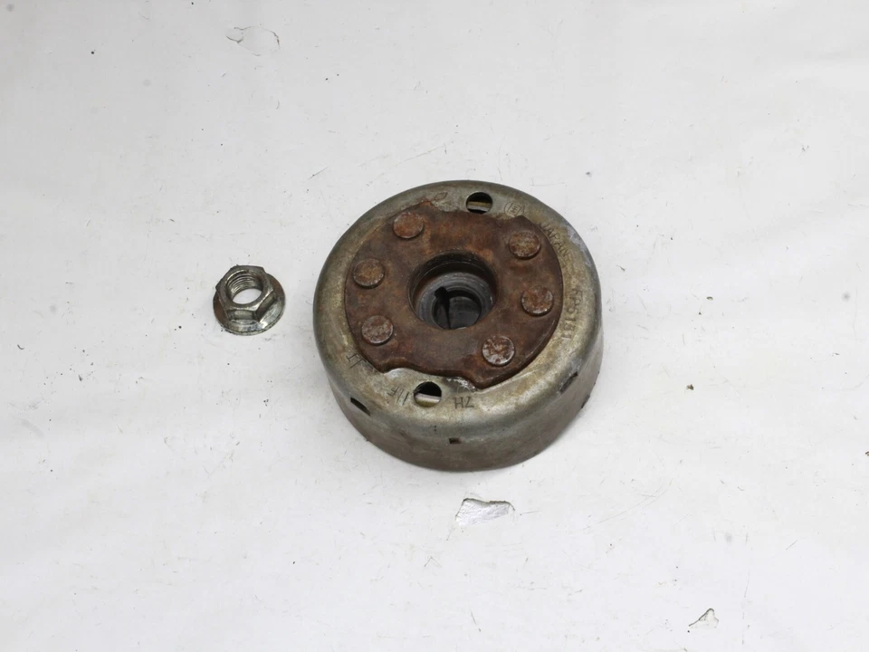 88 Honda CR125R CR125 CR 125R 1988 volante rotor magnético 31110-KS6-831 Foto 2 de 4