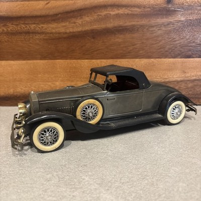 VINTAGE 1931 ROLLS ROYCE PHANTOM II CAR W/SOLID STATE AM RADIO, 1/24 Untested