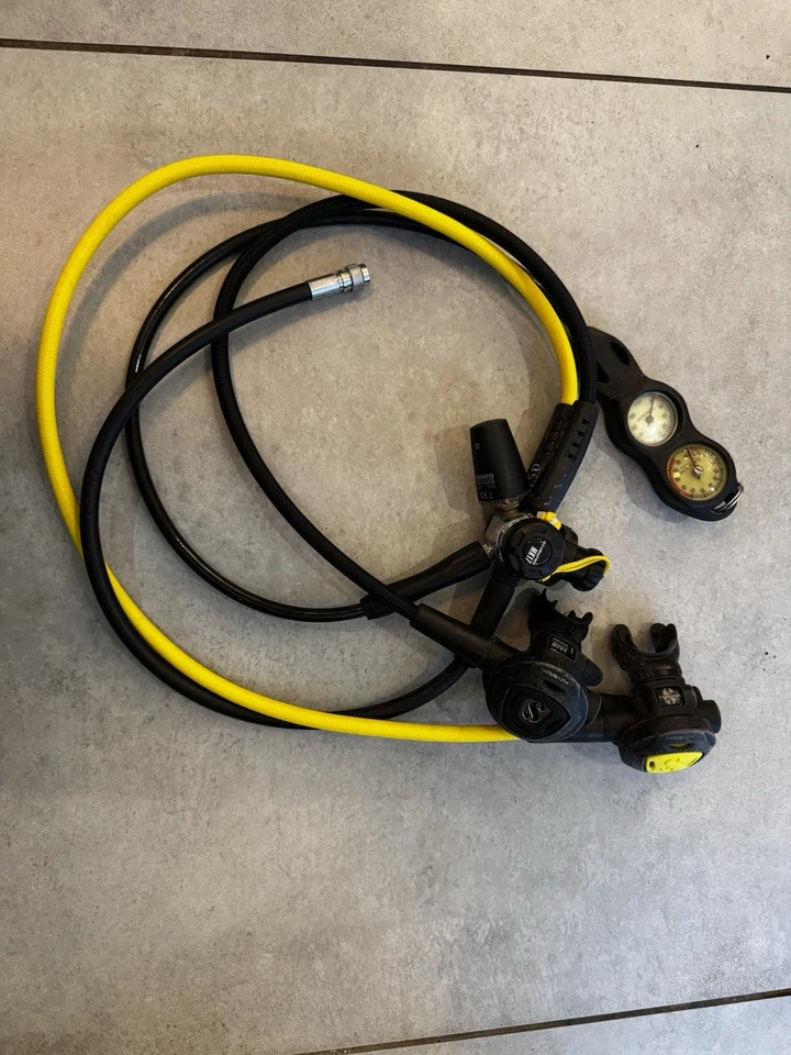 Complete ScubaPro MK17, 2nd stage ScubaPro R395, R285 Octo, dive comp + transmit - Image 4 of 4