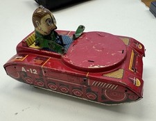 VINTAGE HUSTLING BULLDOZER MYSTERY ACTION FRICTION POWERED TIN KO TOYS JAPAN