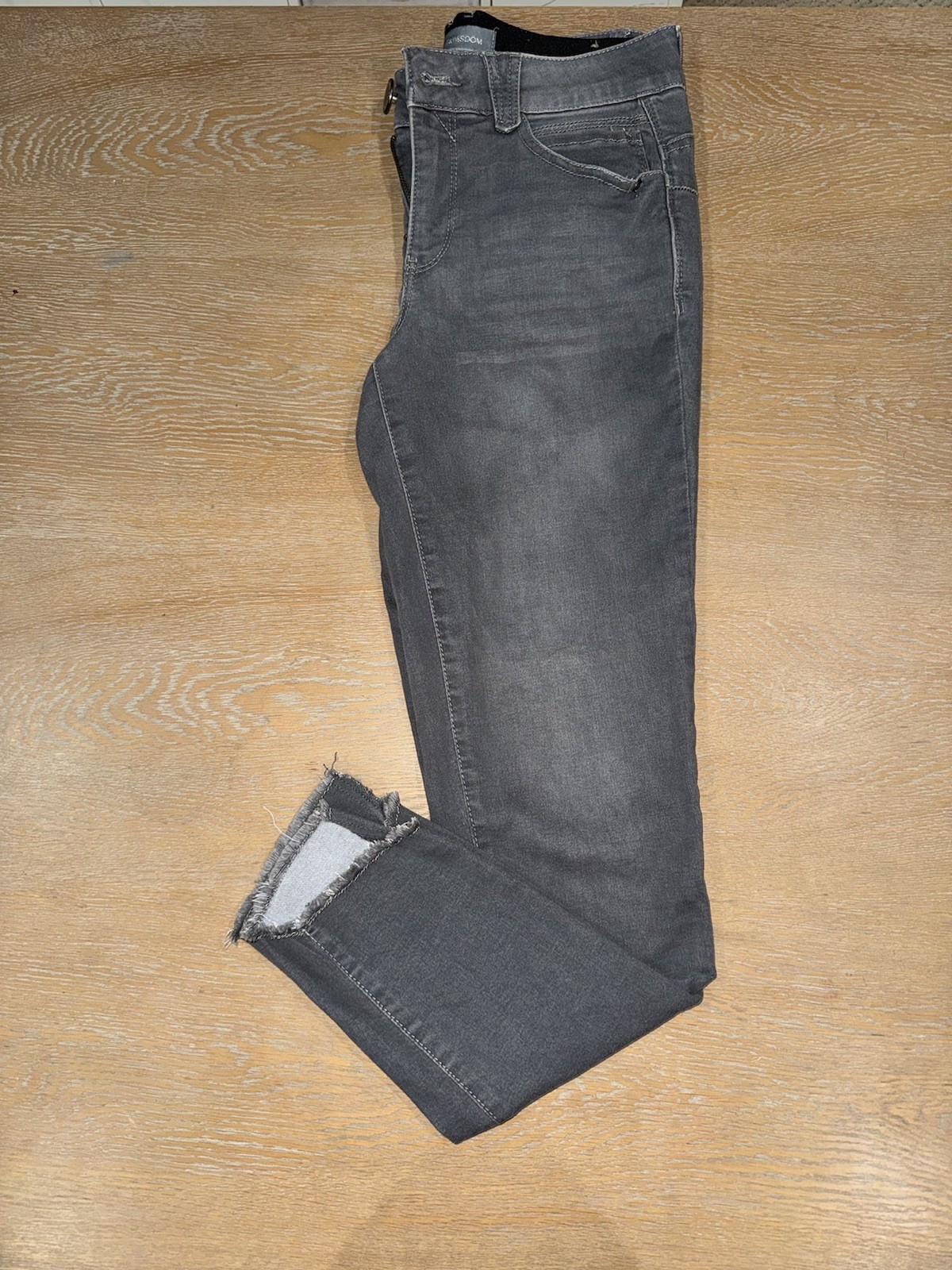 Wit & Wisdom Women’s Gray Absolution Stretch Skin… - image 1