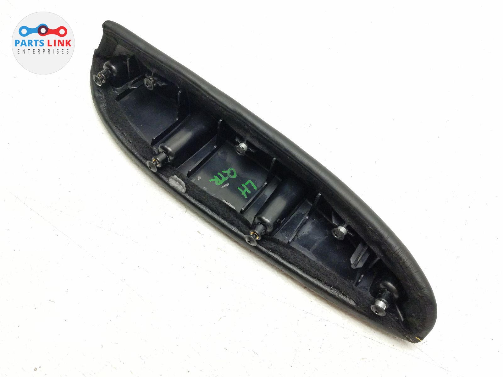 Maserati GranTurismo 2007-2019 REAR+LEFT Quarter panel trim