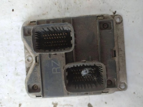 OPEL CORSA C F08, F68 Motorsteuergerät ECU 0261204475 90532610 1.20 34866996