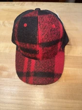 Flannel Black And Red Cap By Katydid One Size