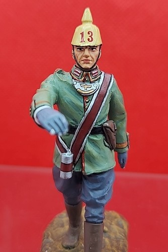 KING & COUNTRY FW007 WWI German Prussian Flagbearer (Retired) The Great War 1914 - Picture 4 of 9
