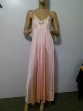 Vtg Monica Tilley for Vassarette Silky Peach Nylon Long Full Sweep Nightgown M