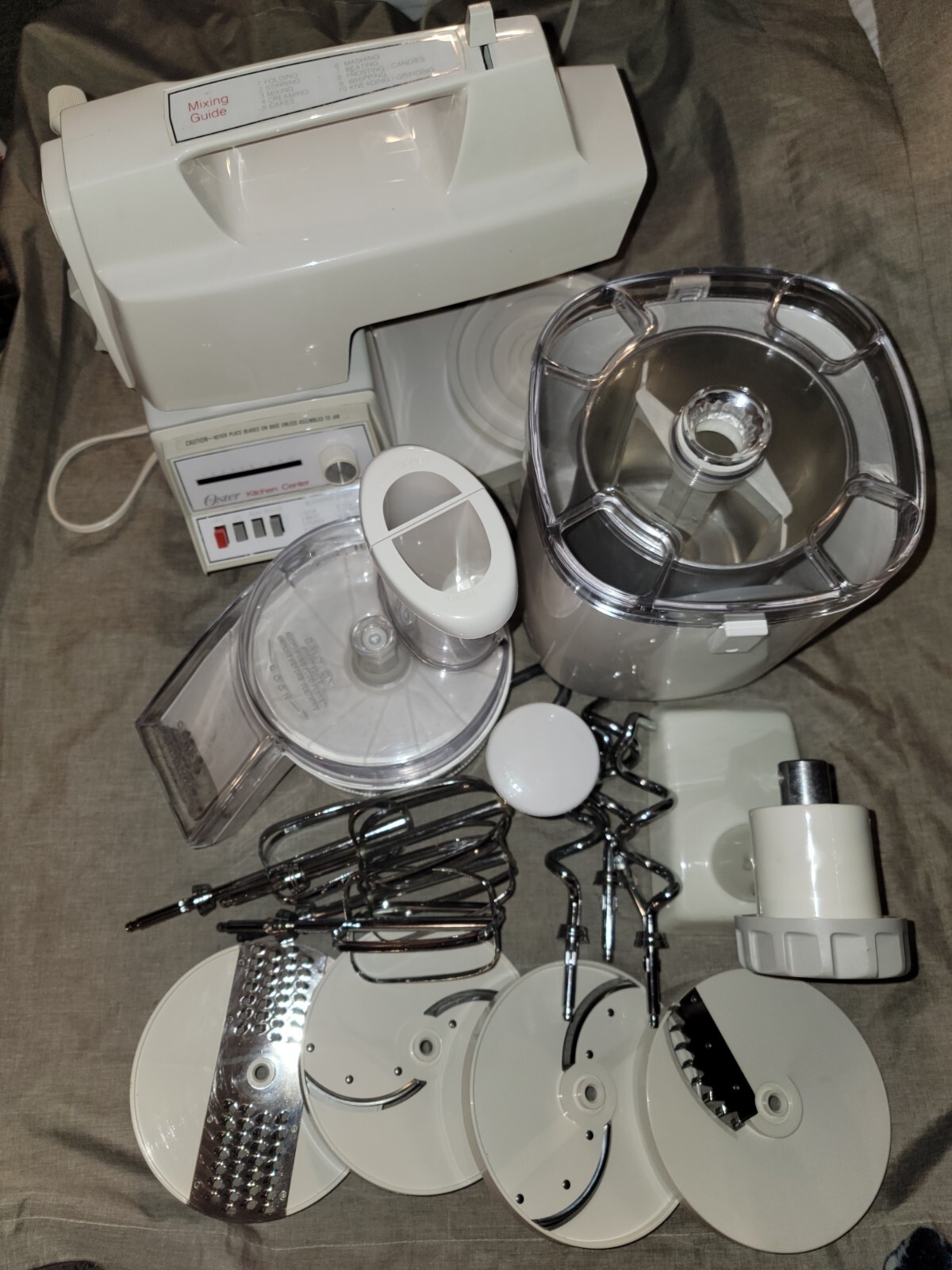 Vintage Oyster  Regency Kitchen Center - Blender/Grinder/Pro