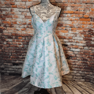 green emerald velvet dress Laurel Sleeveless Maxi Dress in Green Floral main image 1