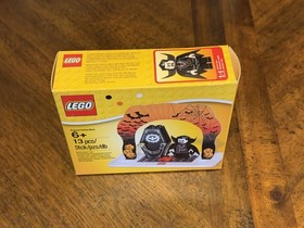 LEGO Seasonal: Halloween Set (850936) New Sealed - Vampire Dracula Coffin