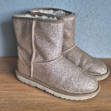 UGG Classic Short II Gold Glitter Boots Youth Girls 5 Women  s 7 Insulated