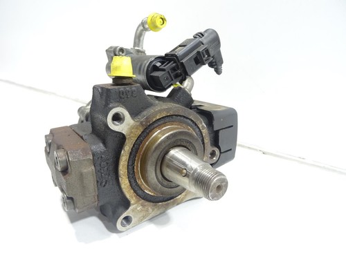 INSPUITPOMP Renault Laguna III (BT) 167008859R - Afbeelding 2 van 4