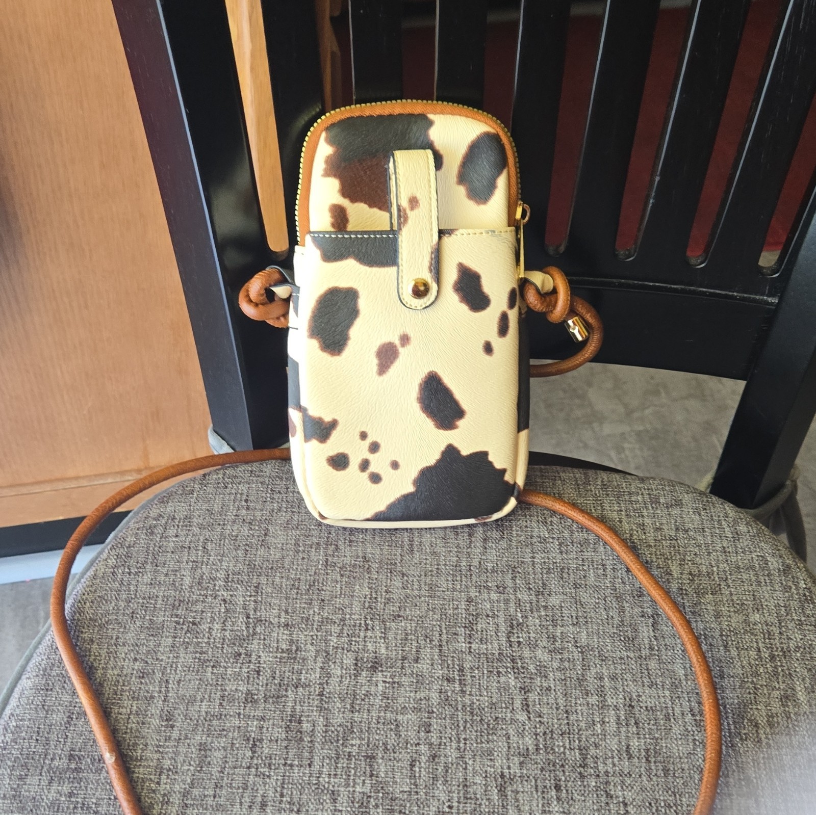 Cow Print Pebbled Crossbody Phone Bag Small Zip Closure Detachable Strap Gold