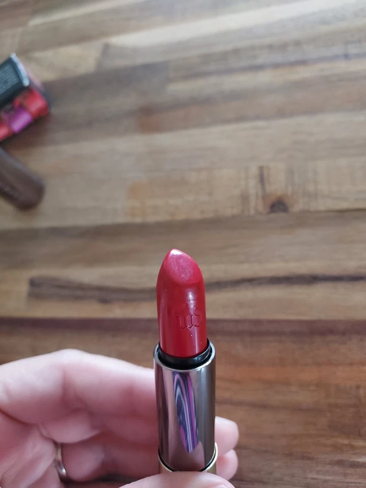Lápiz labial Urban Decay VICE Doubt Comfort mate nuevo Foto 3 de 4