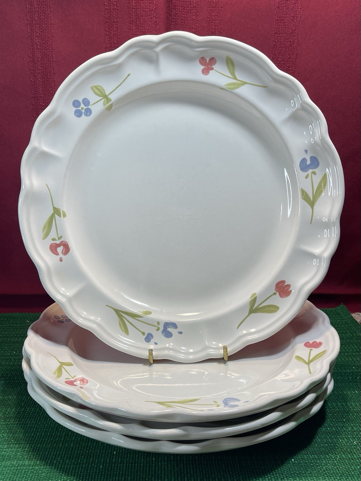 Pfaltzgraff Gazebo-Garland 10 1/2”Vintage Dinner Plates, Set Of 4